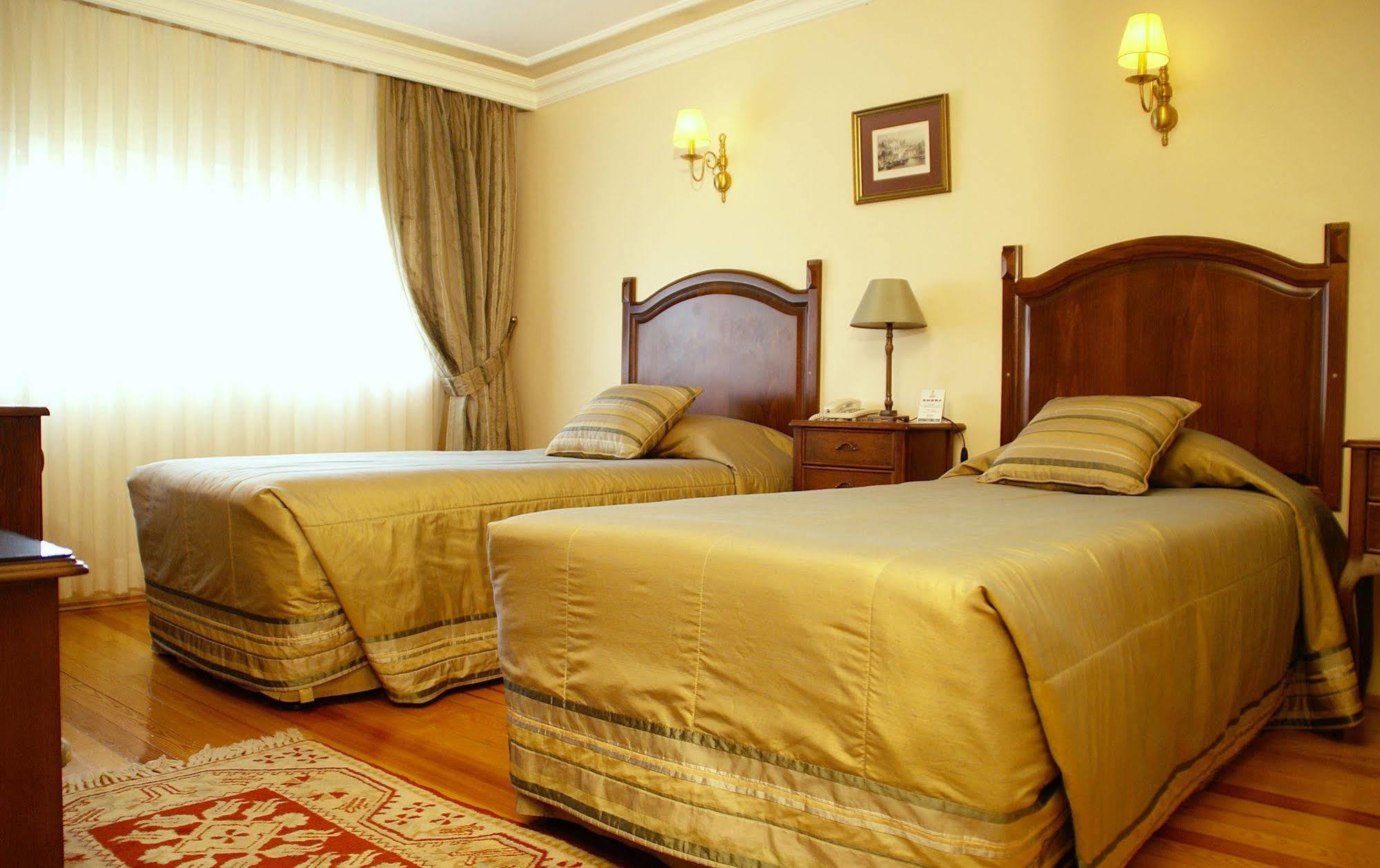 Hotel Uyan-Special Category Стамбул Экстерьер фото